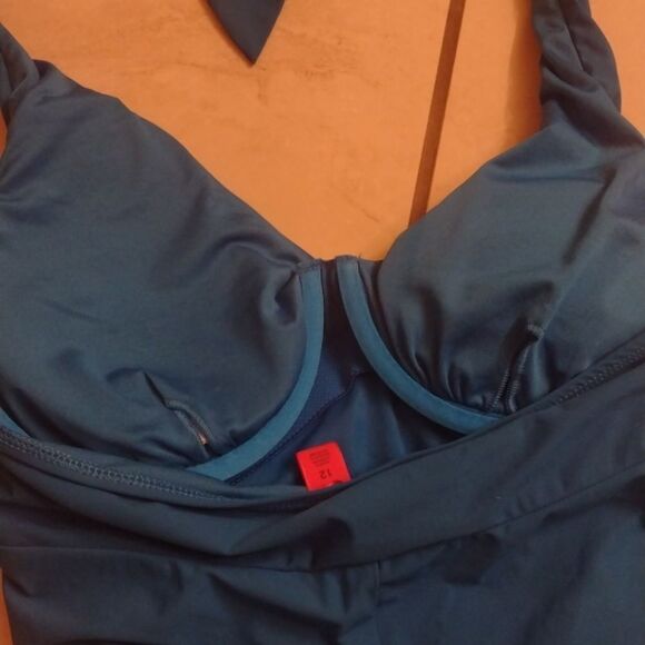 NWT Spanx Shaping Swimsuit One-piece Bayside Blue Halter 12 - Picture 8 of 16